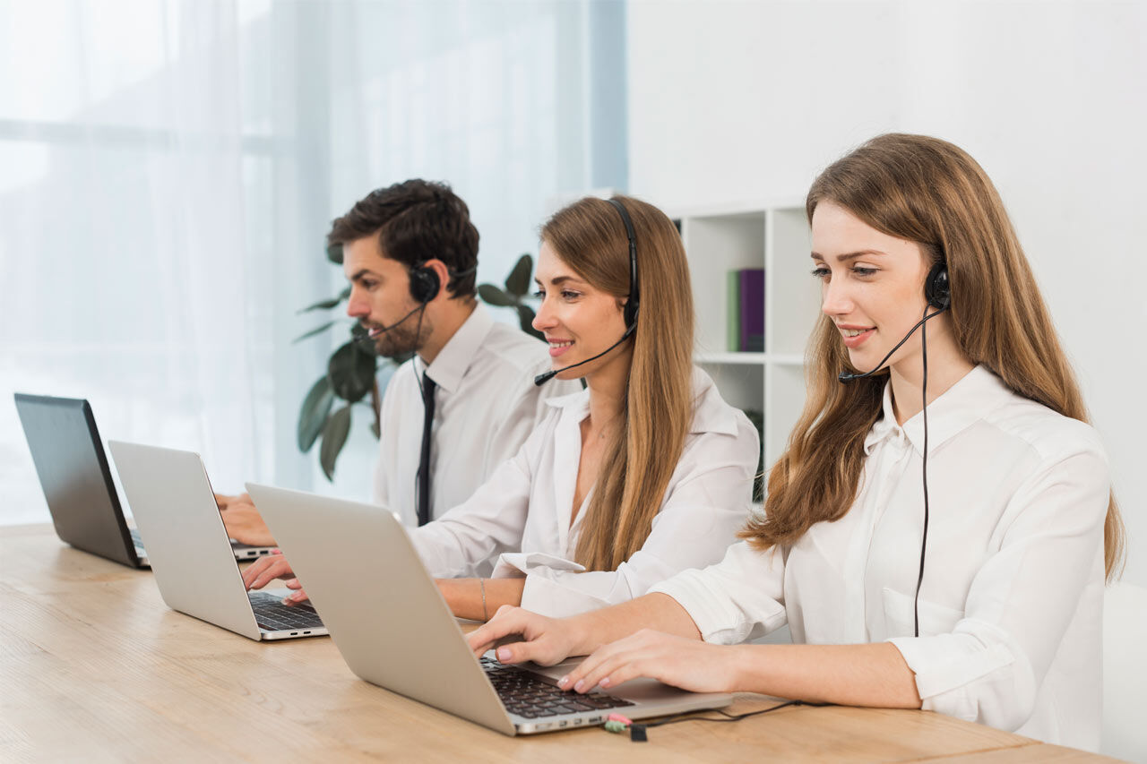 divi-call-center-theme-img-3